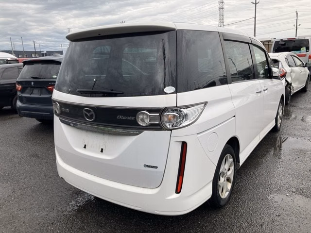 MAZDA BIANTE