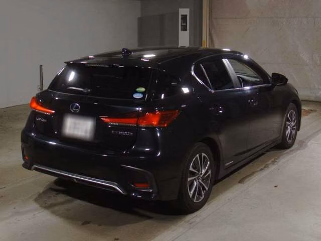 LEXUS CT200H