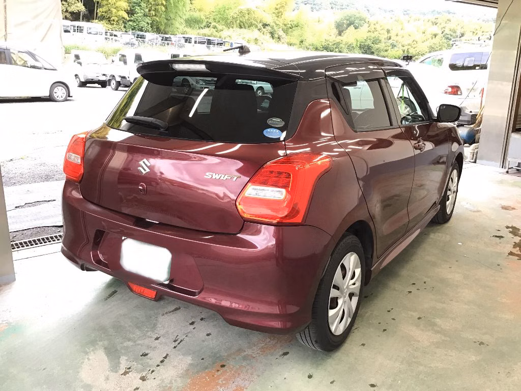 SUZUKI SWIFT