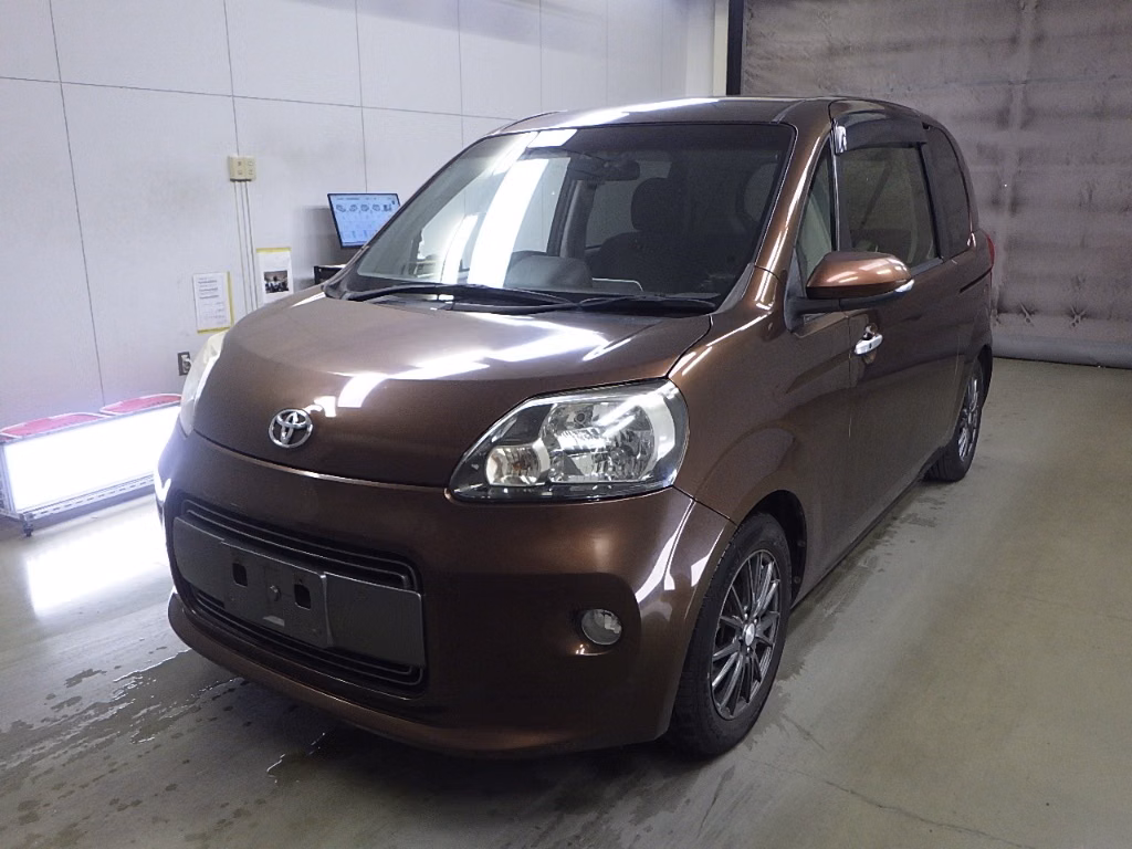TOYOTA PORTE