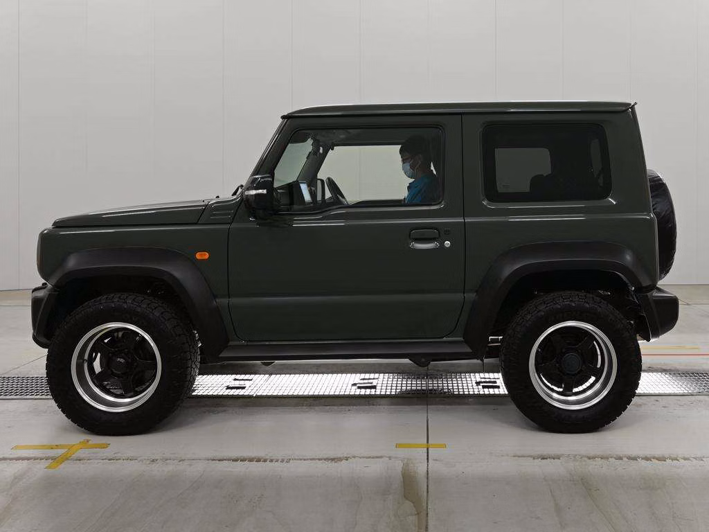 SUZUKI JIMNY SIERRA