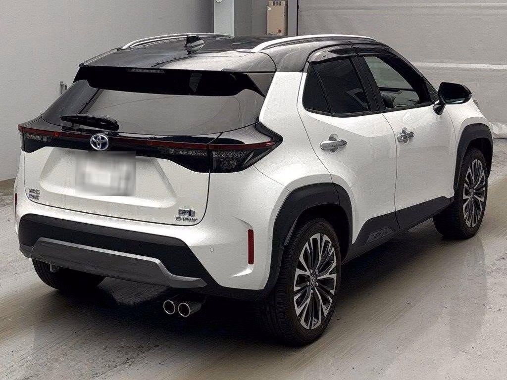 TOYOTA YARIS CROSS