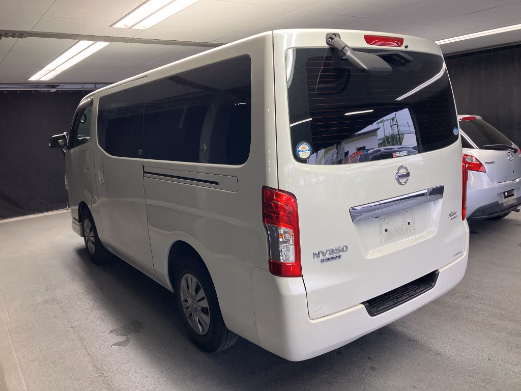 NISSAN NV350 CARAVAN