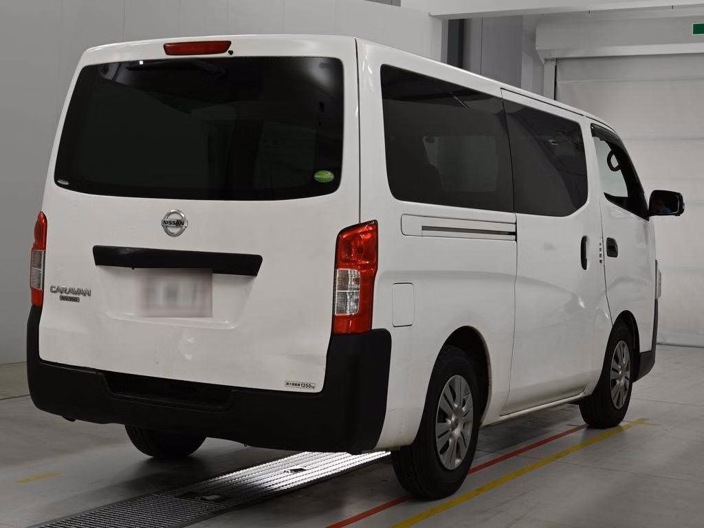 NISSAN NV350 CARAVAN