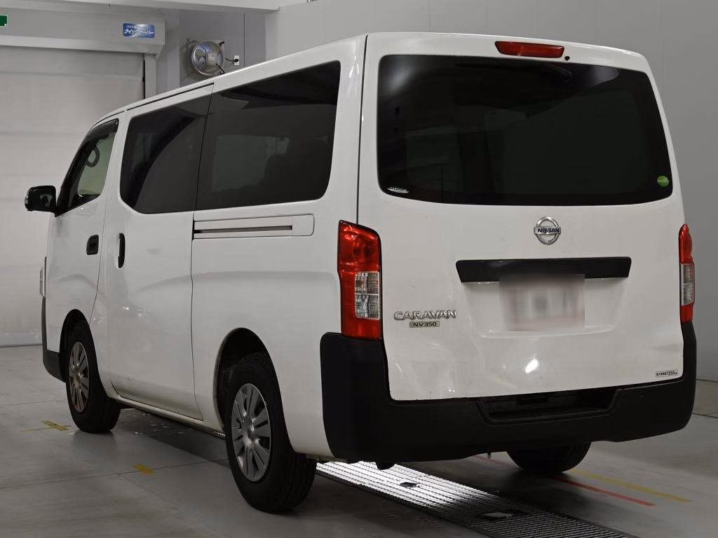NISSAN NV350 CARAVAN