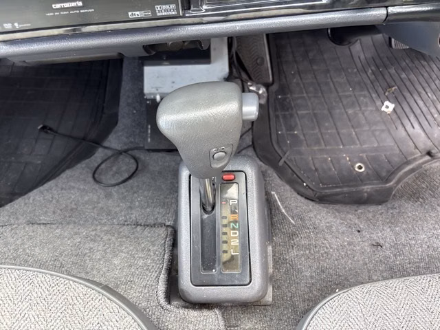 TOYOTA REGIUS ACE