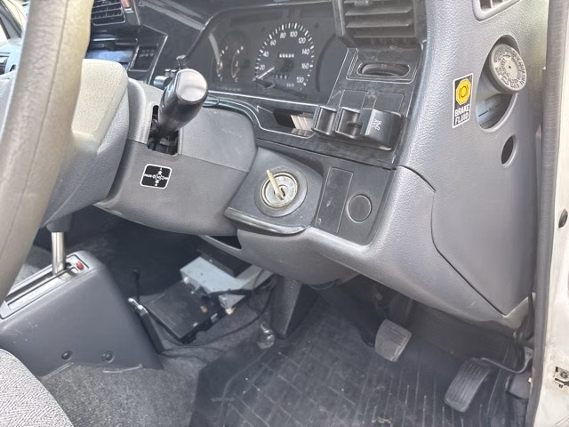 TOYOTA REGIUS ACE