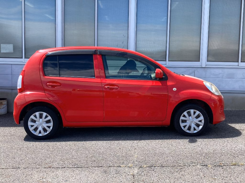 TOYOTA PASSO