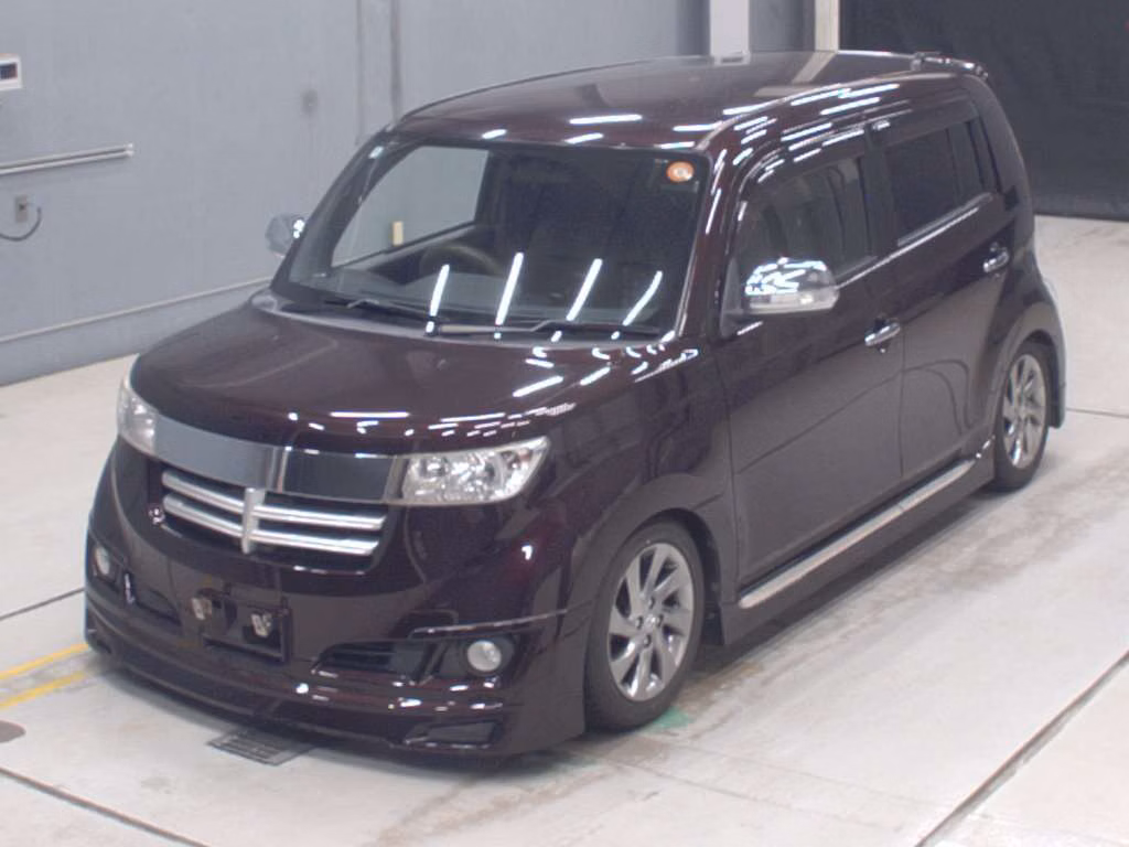 TOYOTA BB