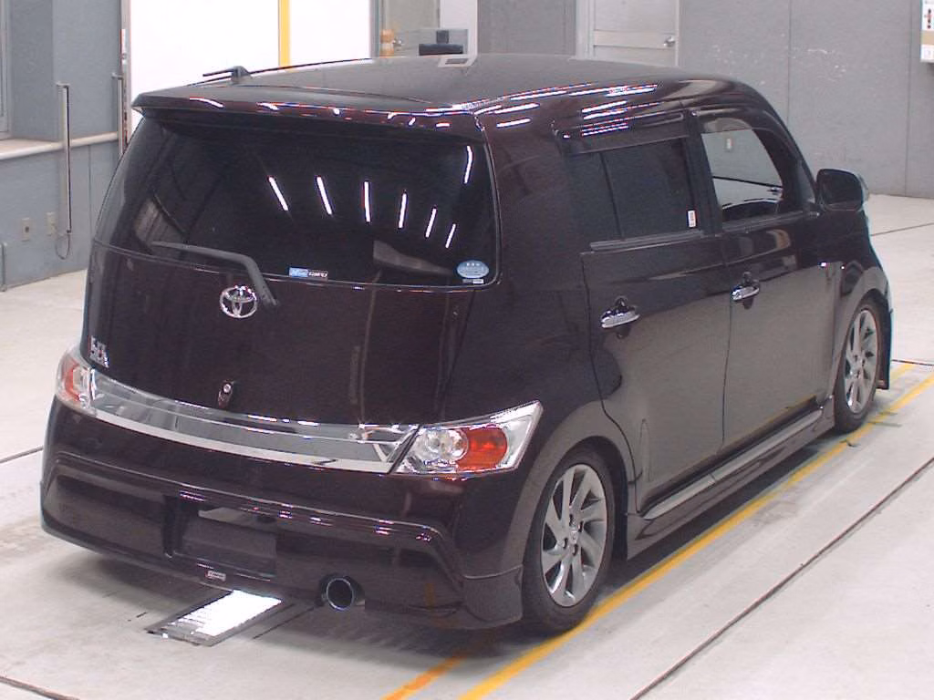 TOYOTA BB