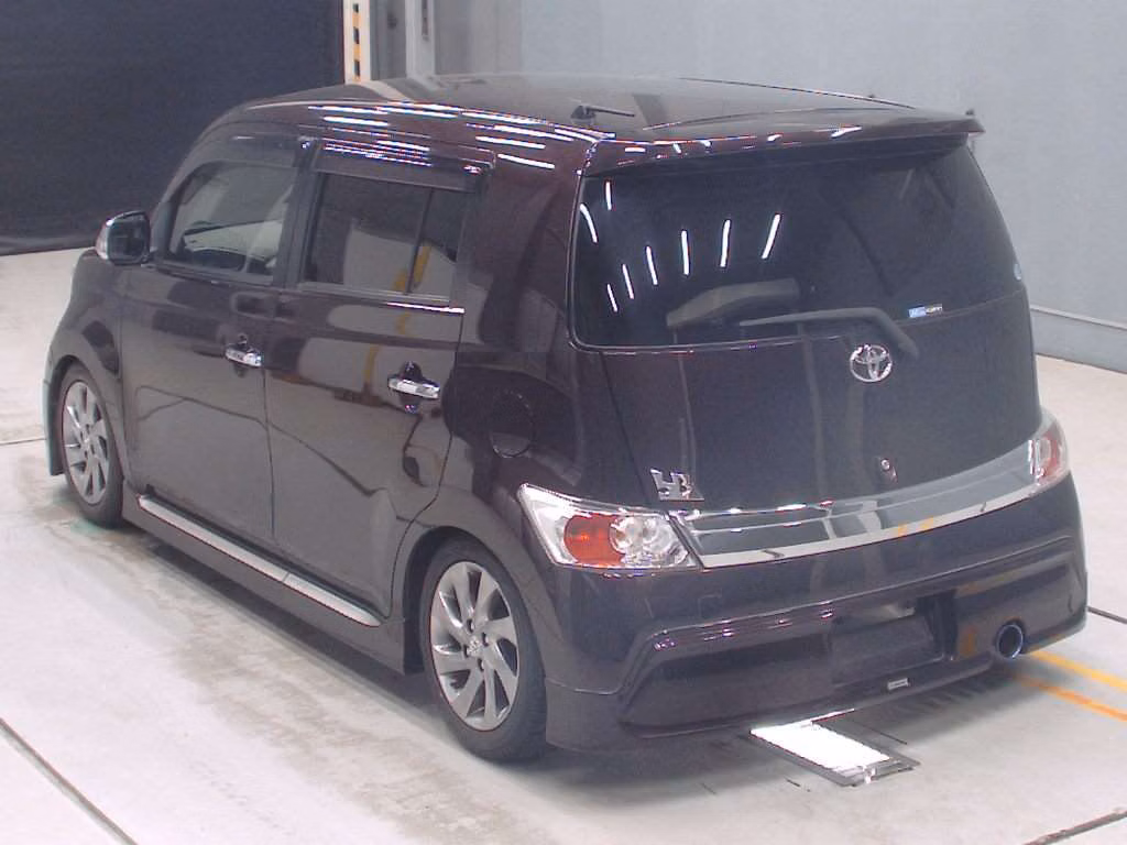TOYOTA BB