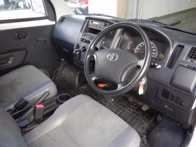 TOYOTA LITE ACE