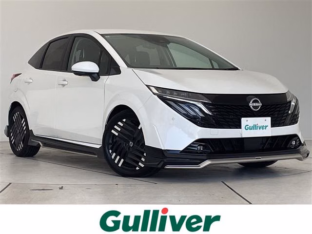 Nissan Aura