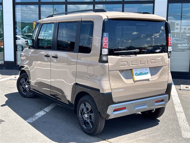 MITSUBISHI DELICA MINI