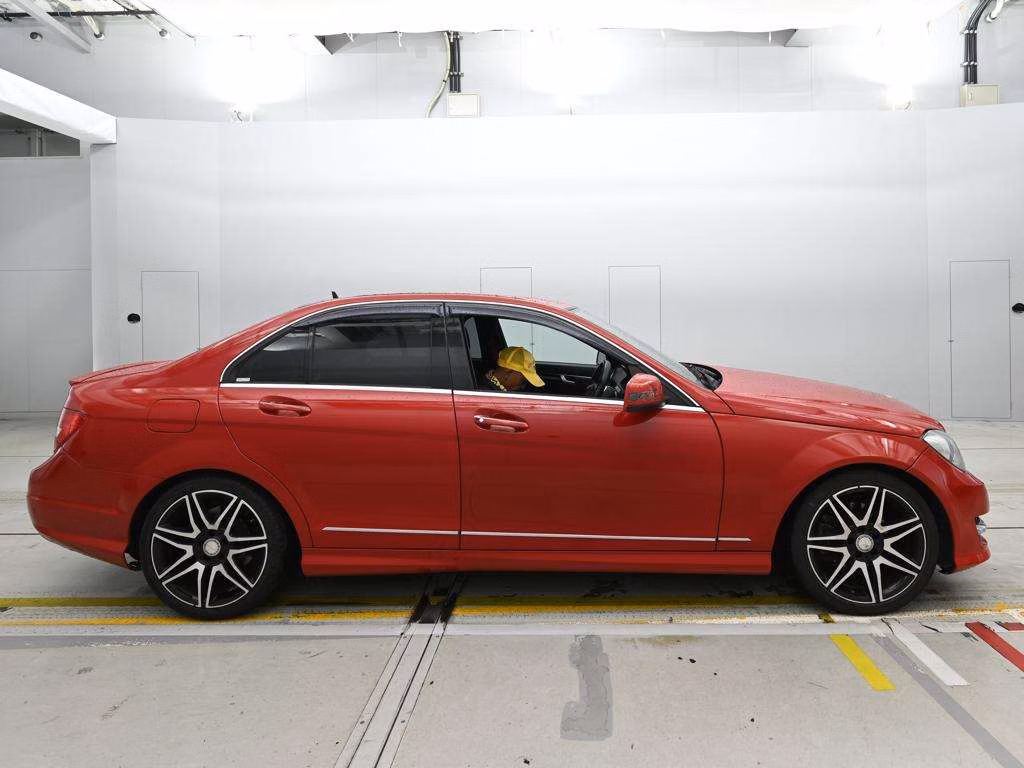 MERCEDES-BENZ C-CLASS