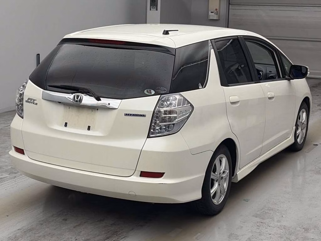 HONDA FIT SHUTTLE