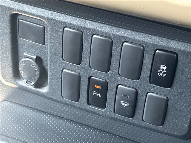 TOYOTA FJ CRUISER