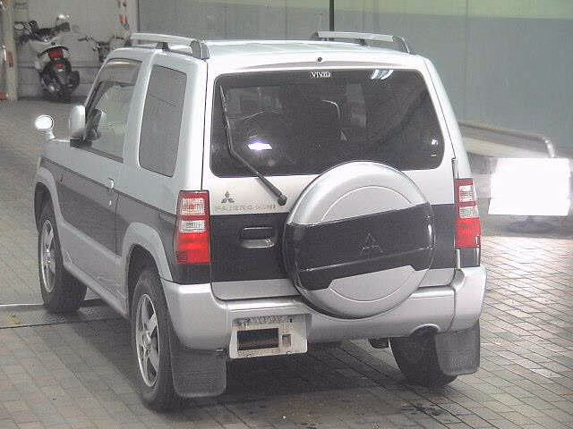 MITSUBISHI PAJERO MINI
