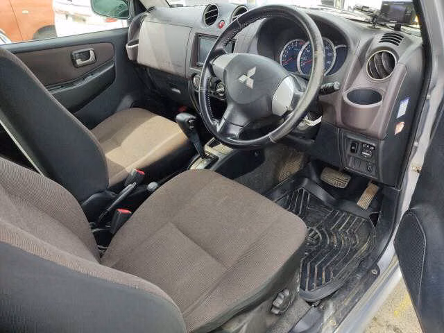 MITSUBISHI PAJERO MINI