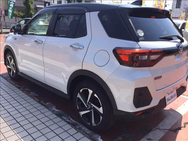 DAIHATSU ROCKY