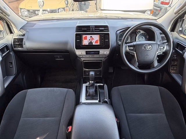 TOYOTA LAND CRUISER PRADO