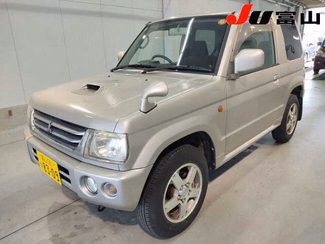 MITSUBISHI PAJERO MINI