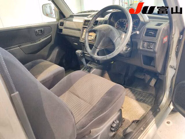 MITSUBISHI PAJERO MINI
