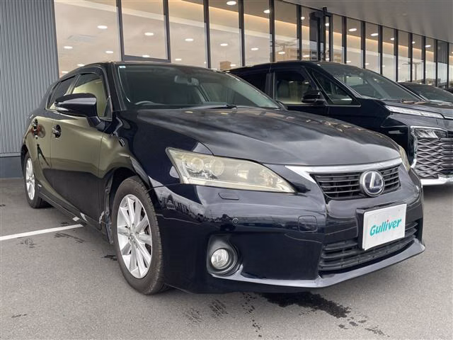 LEXUS CT200H