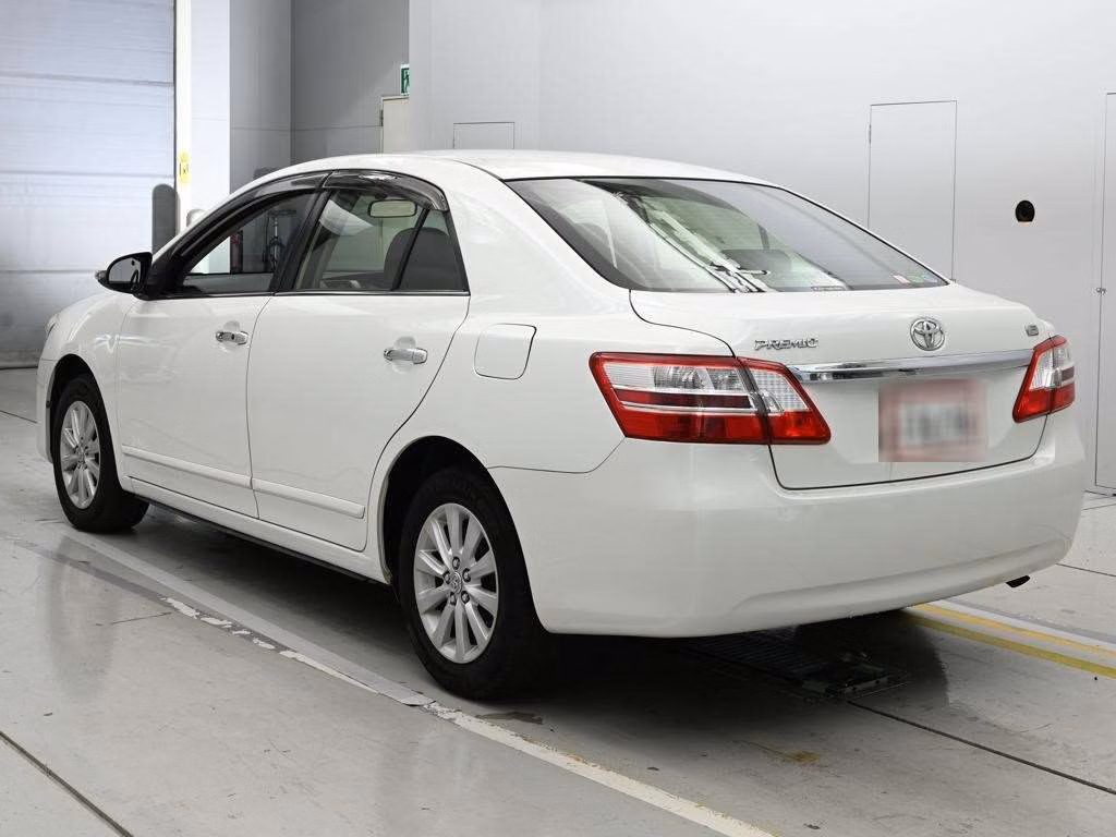TOYOTA PREMIO