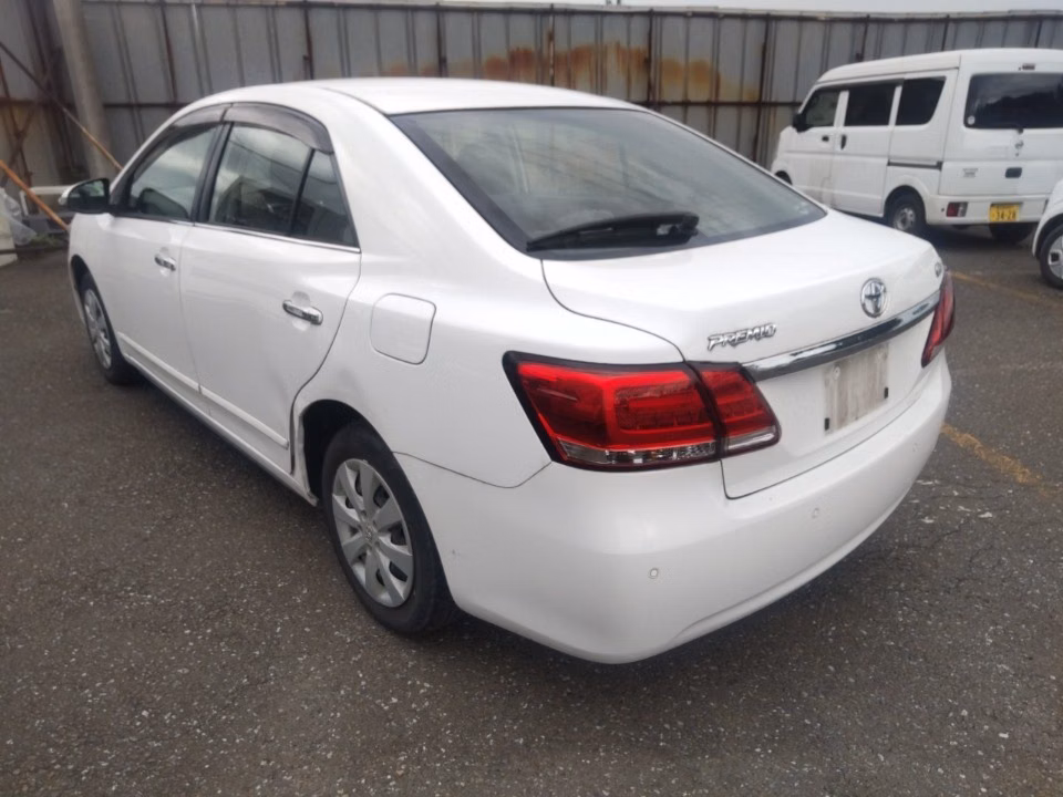 TOYOTA PREMIO