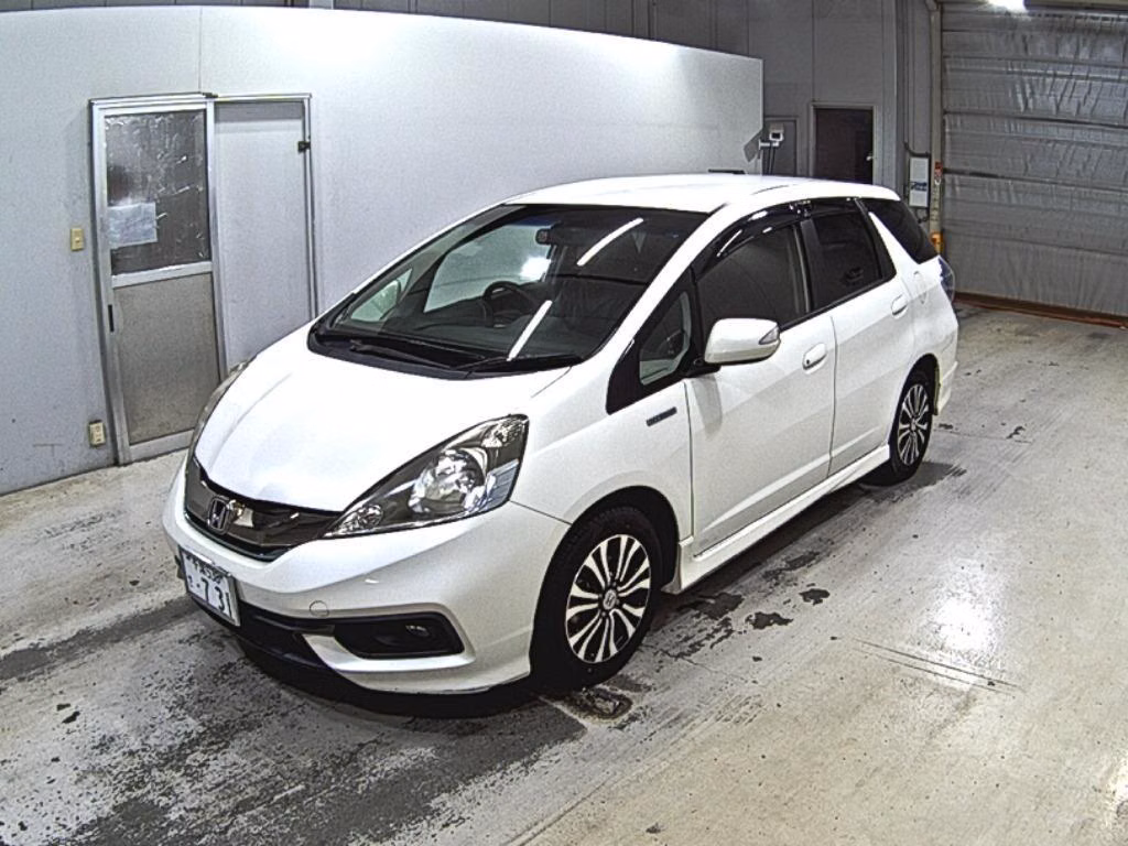 HONDA FIT SHUTTLE