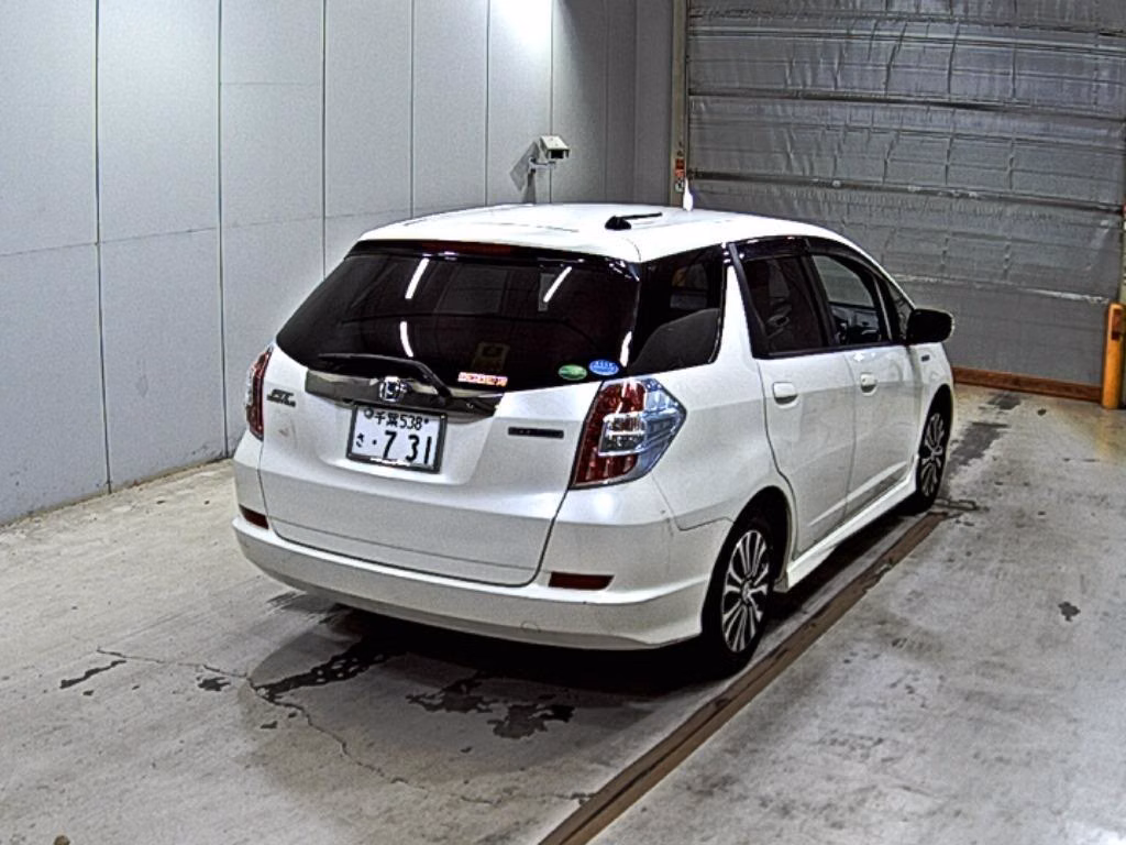 HONDA FIT SHUTTLE