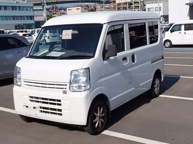 NISSAN NV100 CLIPPER