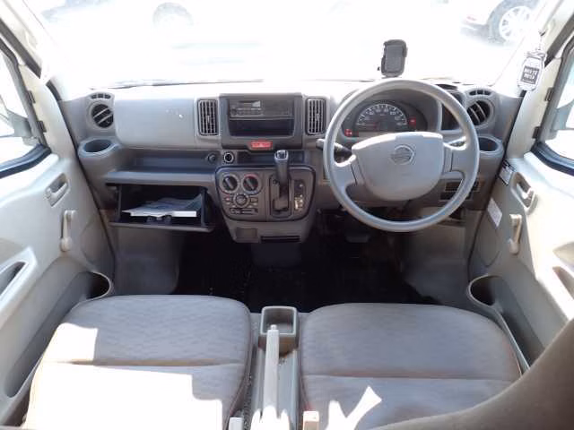 NISSAN NV100 CLIPPER