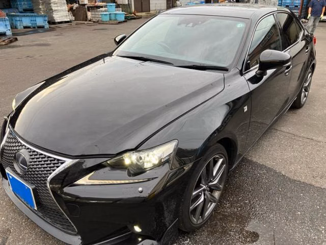 Lexus IS300h