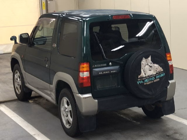 MITSUBISHI PAJERO MINI
