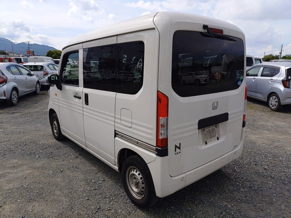HONDA N-VAN