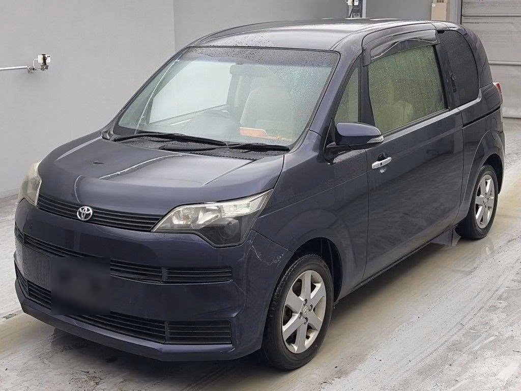 TOYOTA SPADE