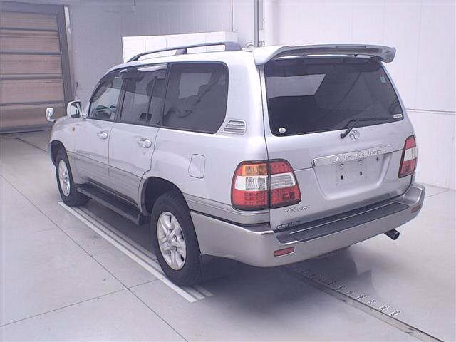 TOYOTA LAND CRUISER