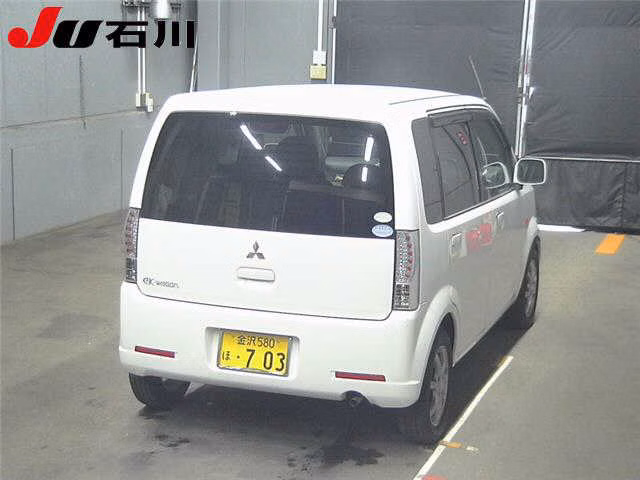 MITSUBISHI EK WAGON