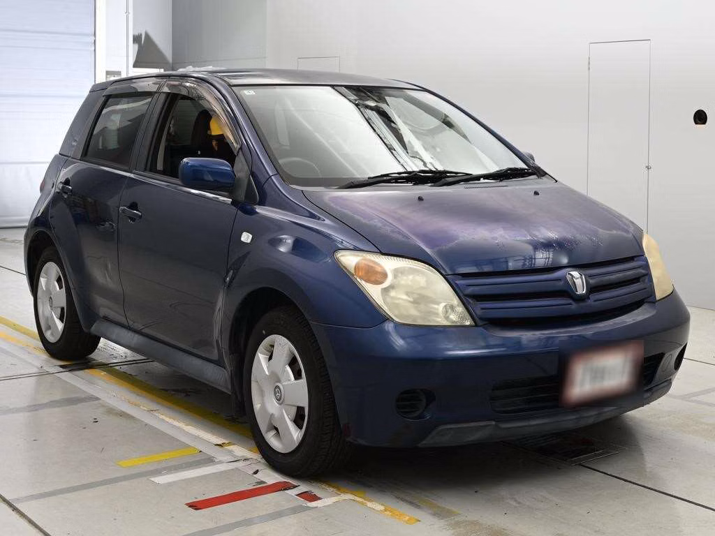 TOYOTA IST
