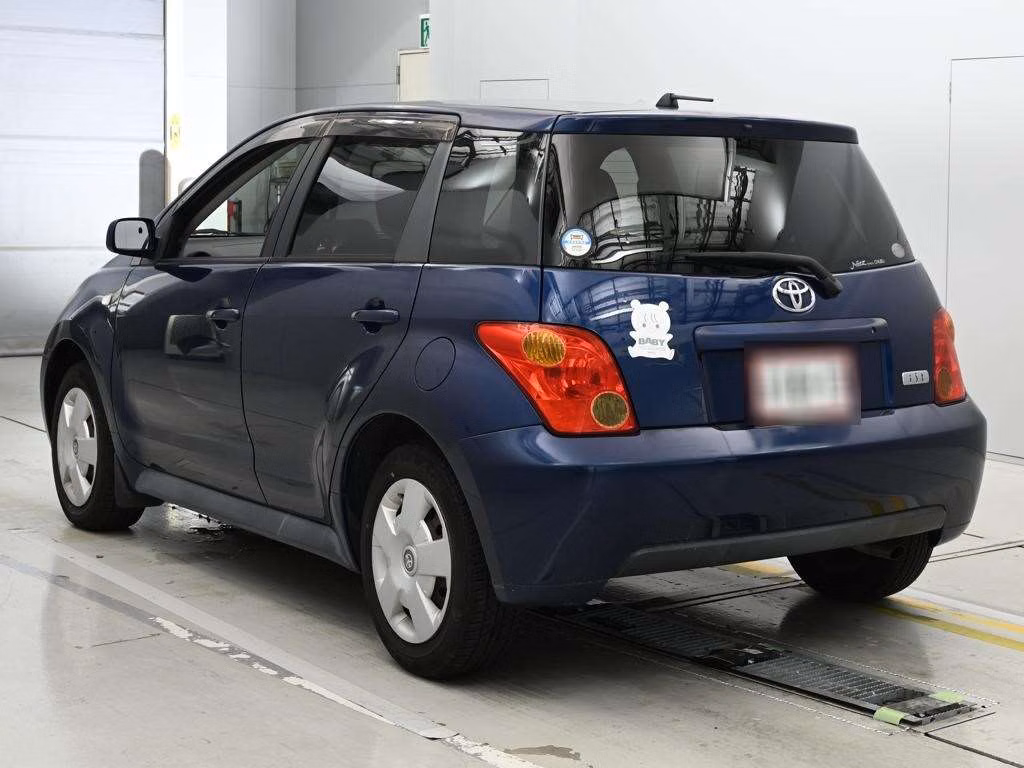 TOYOTA IST