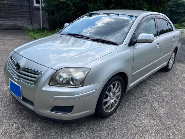 TOYOTA AVENSIS