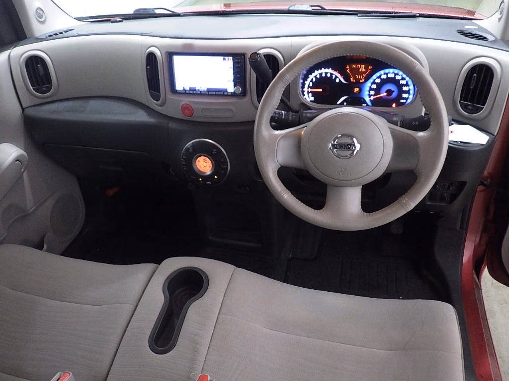 NISSAN CUBE