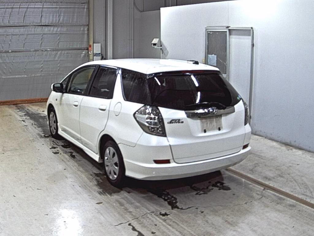 HONDA FIT SHUTTLE