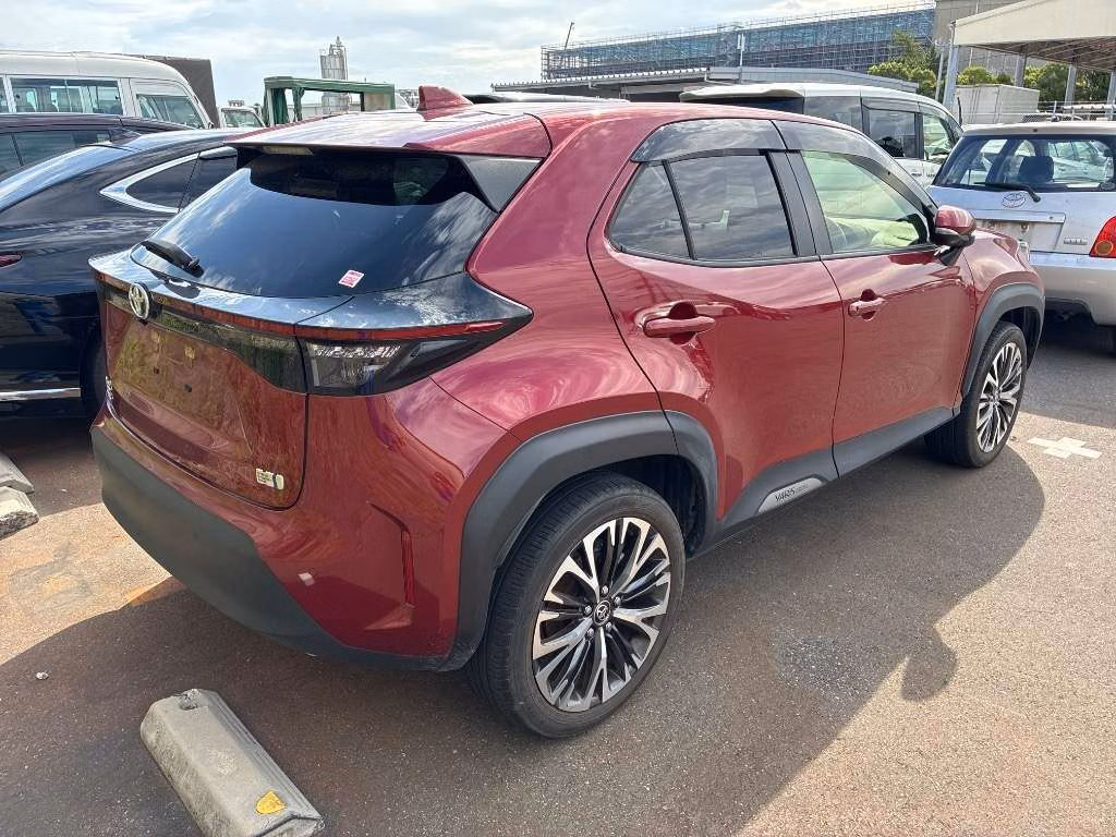 TOYOTA YARIS CROSS