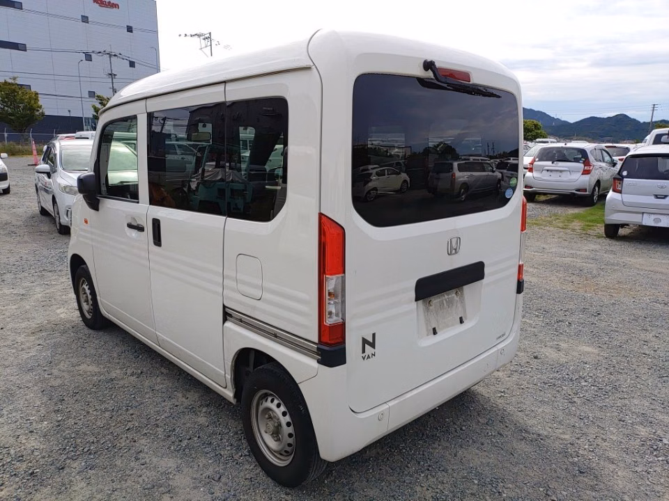 HONDA N-VAN