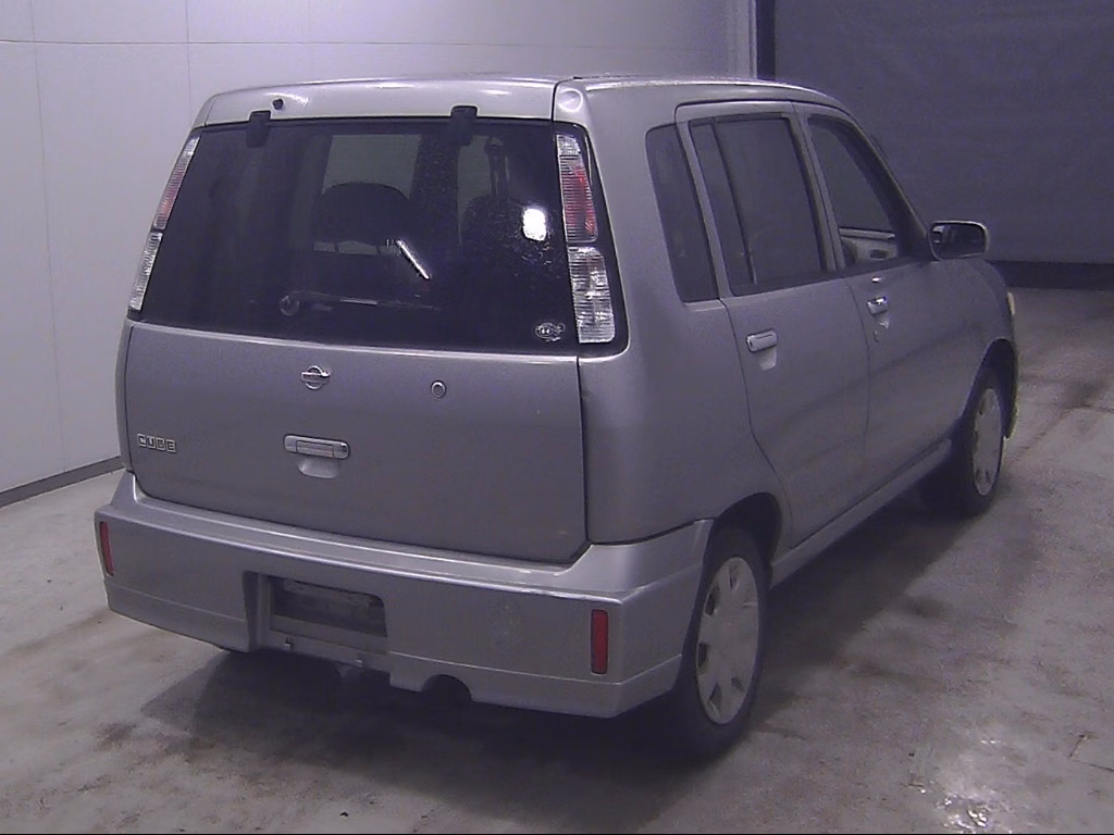 NISSAN CUBE