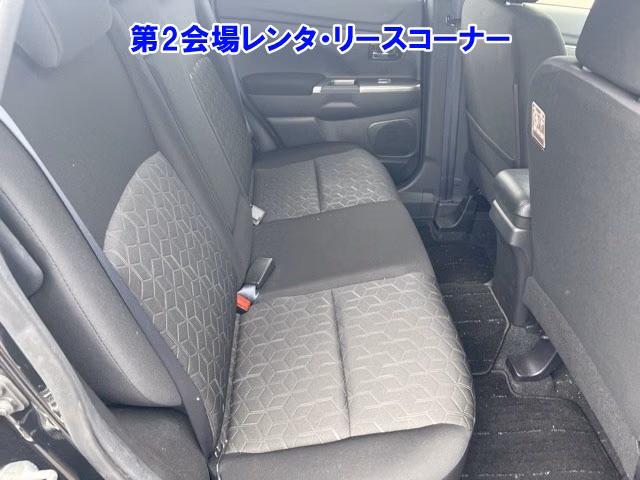 MITSUBISHI RVR