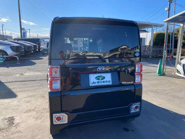 DAIHATSU WAKE